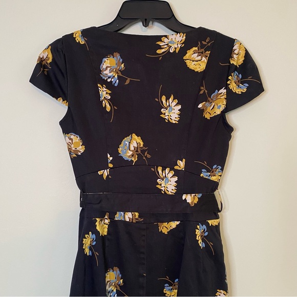 Boden Black Floral Shift Dress size 2R - Picture 5 of 14